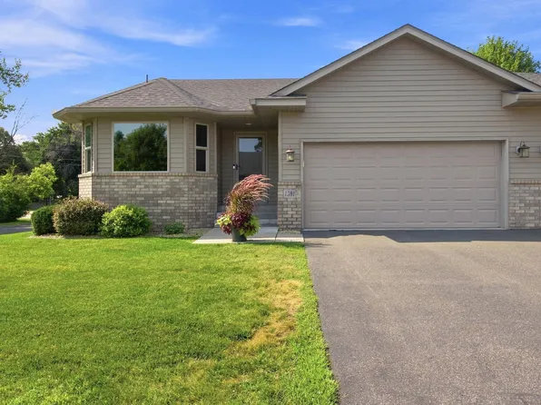 1501 Comstock Ln N, Plymouth, MN 55447