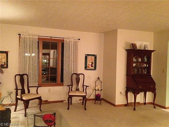 5th image of 21620 Montclare Blvd