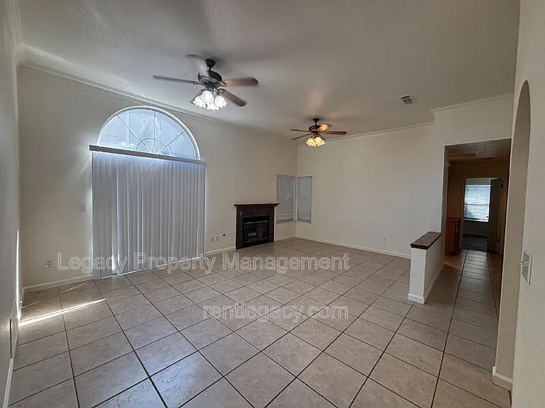 8559 Star Bright Ct — Photo 2