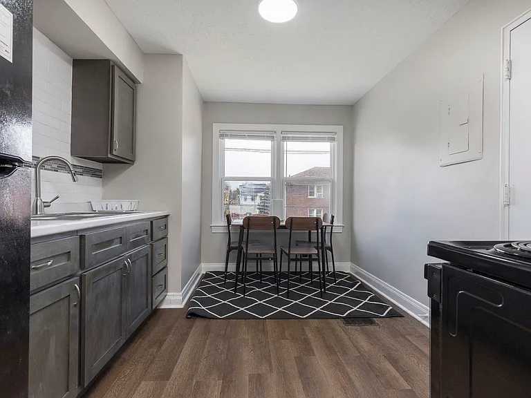 4600 Southern Pkwy — Photo 7