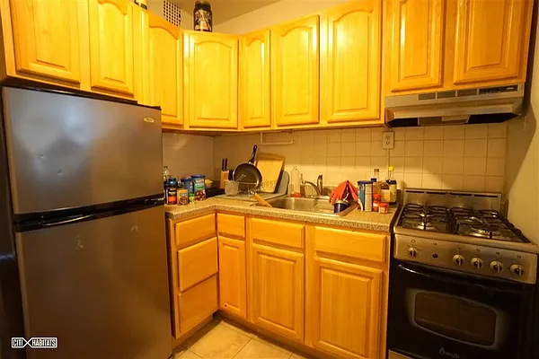 Rented by Citi Habitats | media 17