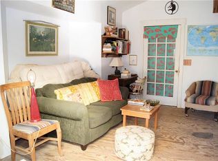 221 Hickory Ln, Elgin, TX 78621