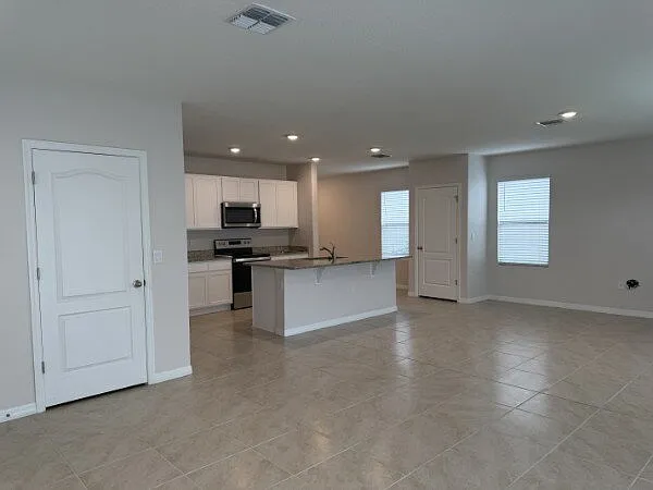 2099 Tay Wes Dr — Photo 4