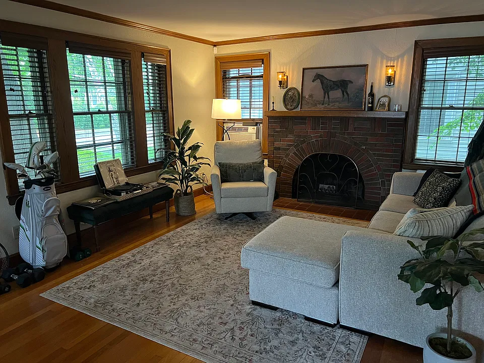 55 Miller Ave #5