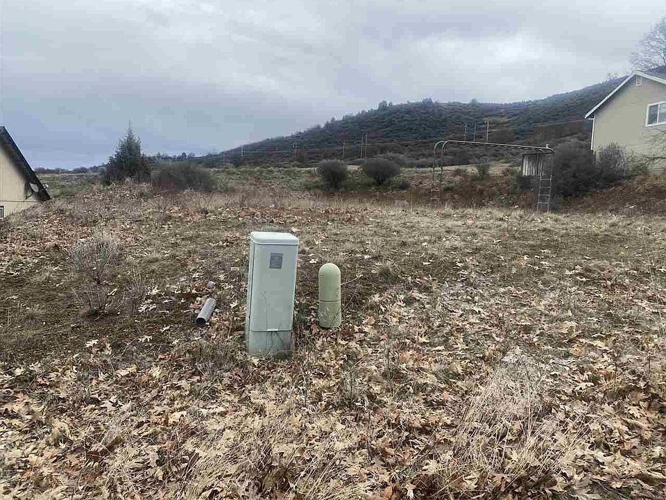 1st image of 862 Sierra Vista Dr