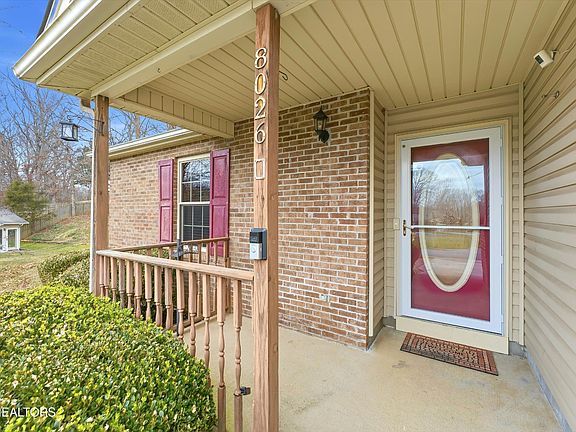 4th image of 8026 Pepperdine Way