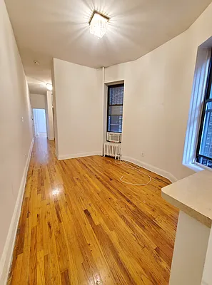 Rented by Bond New York | media 6