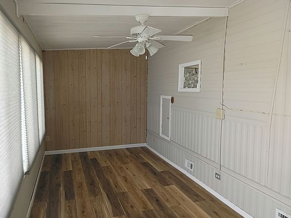 3rd image of 30 Lily Dr #135