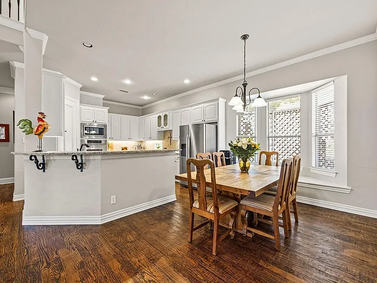 4750 Haverford Dr — Photo 21