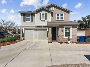 1287 White Oak Ct, El Cajon, CA 92020