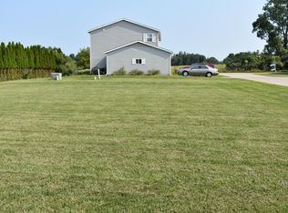 603 & 605 E Main St, Fremont, MI 49412