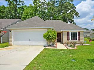 205 Goldfinch Ln, Summerville, SC 29485