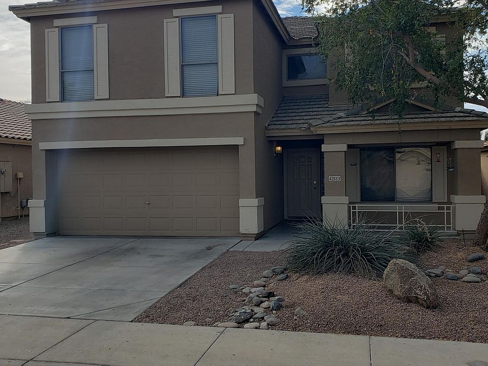 1st image of 42553 W Michaels Dr