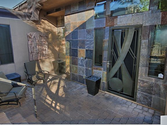 3rd image of 10841 N Mountain Vista Ct