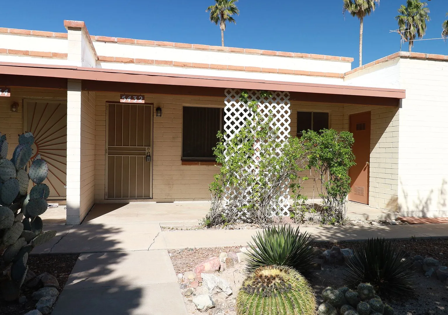 Lee5420-5440 — Photo 1