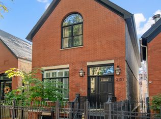 2131 W Cortland St, Chicago, IL 60647