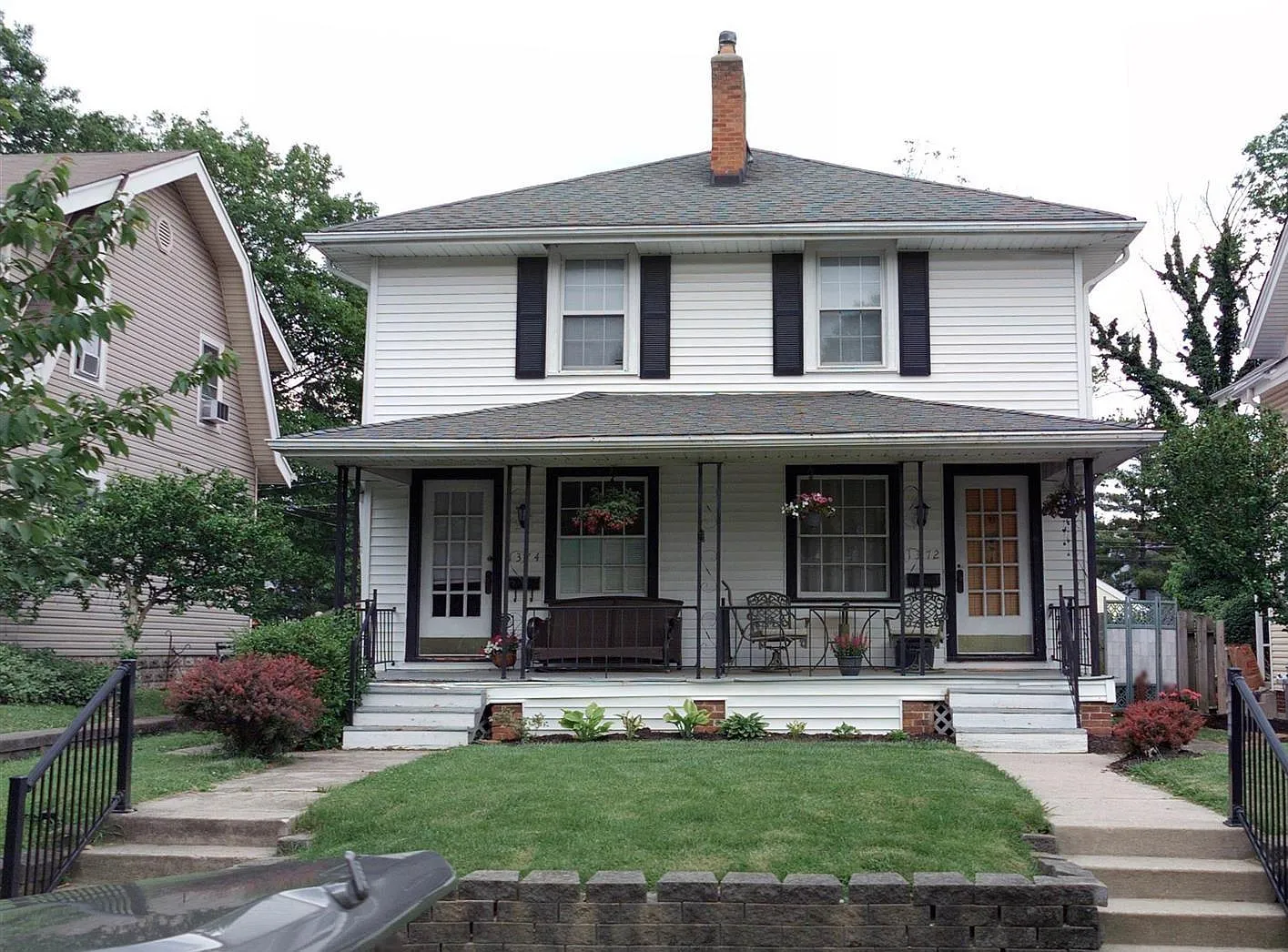 1374 Inglis Ave photo 1