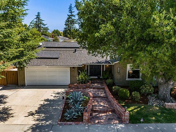 3rd image of 5864 Antigua Dr