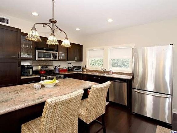 2nd image of 1044 E Orange Grove Blvd APT 2
