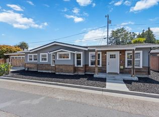 121 Hugus Ave, Santa Cruz, CA 95062
