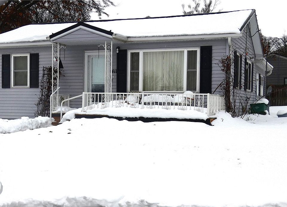 2nd image of 411 S D St