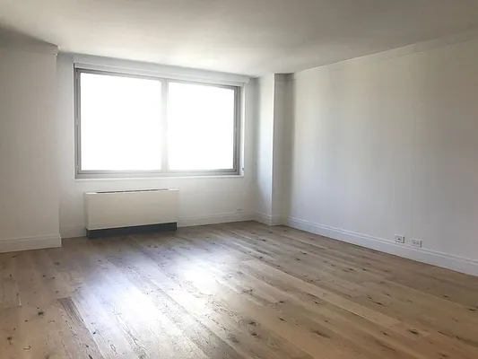 Rented by The Dermot Realty Management Company | media 8