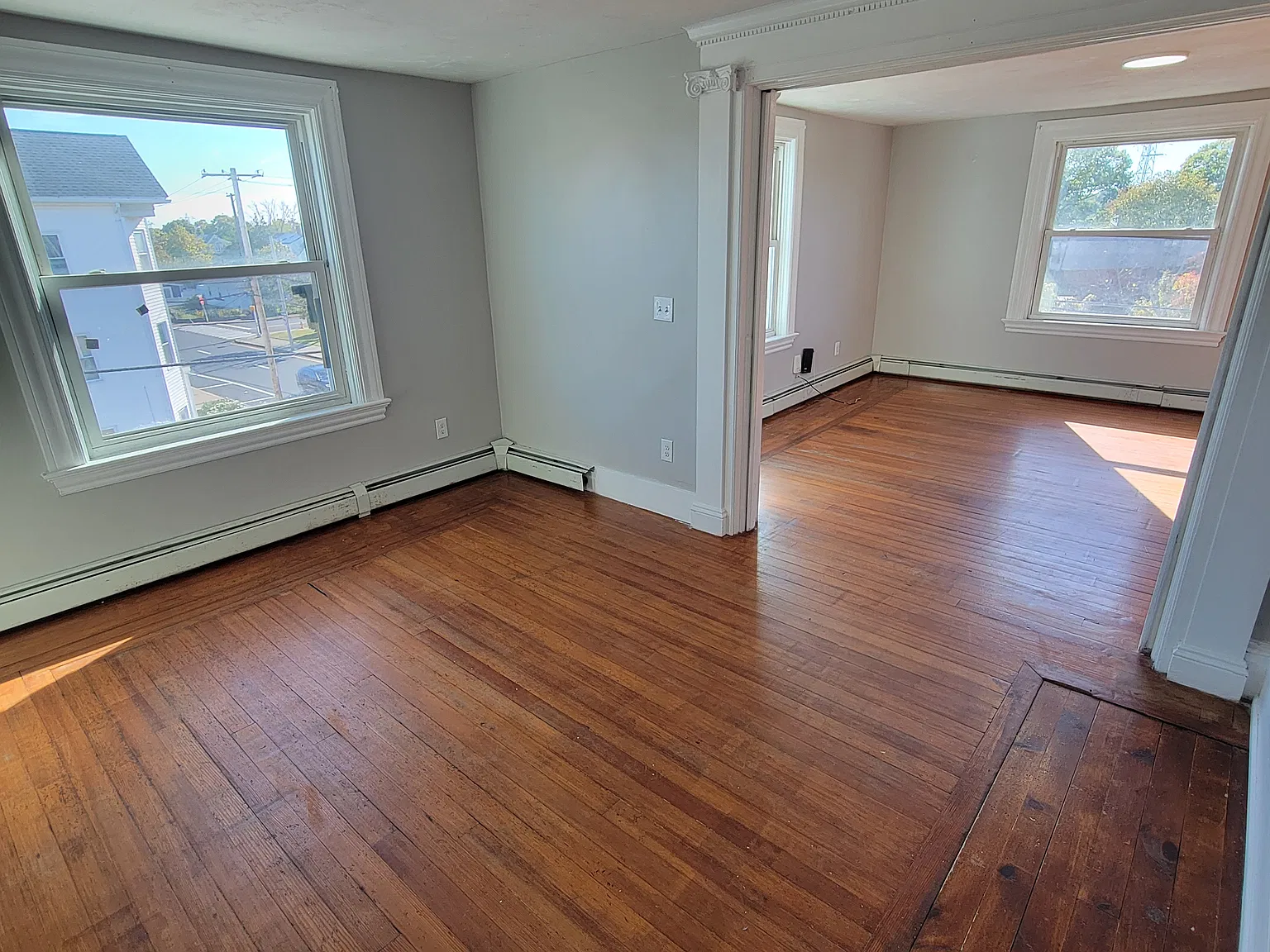 3 bed, $2,300 — Photo 1