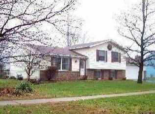 6728 Denbridge Dr, Sylvania, OH 43560