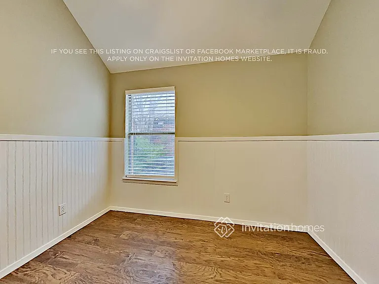 510 Maplewood Dr — Photo 9