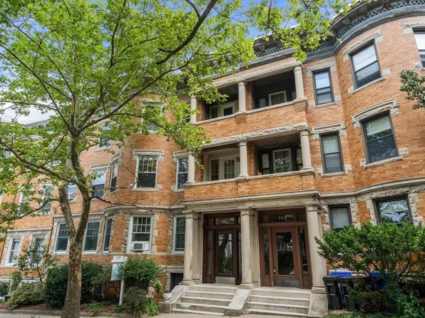147 Fuller St #2, Brookline, MA 02446