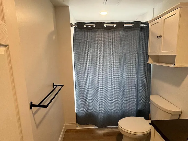 203 Chestnut Ave — Photo 15