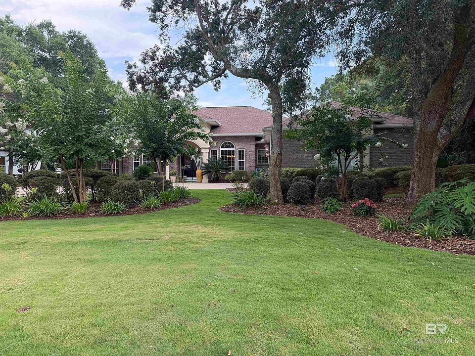 2nd image of 334 Peninsula Blvd