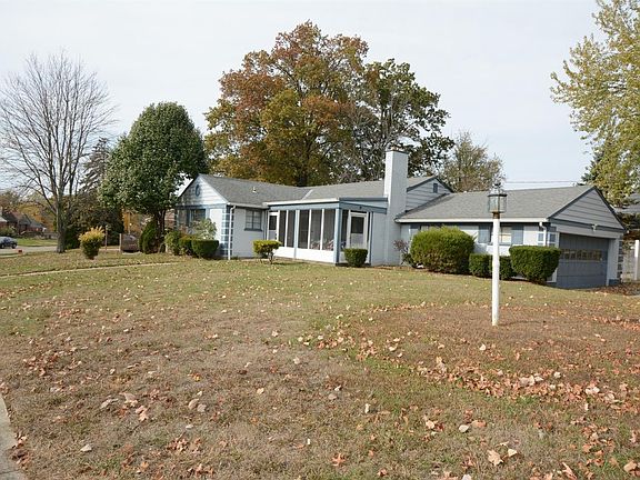 2nd image of 1032 Vacationland Dr