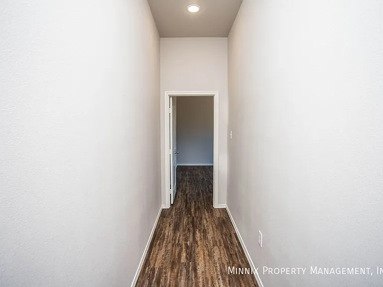 5865 Virginia Ave #1 — Photo 50
