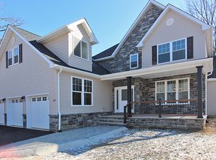 239 Old Mill Rd, Freehold, NJ 07728