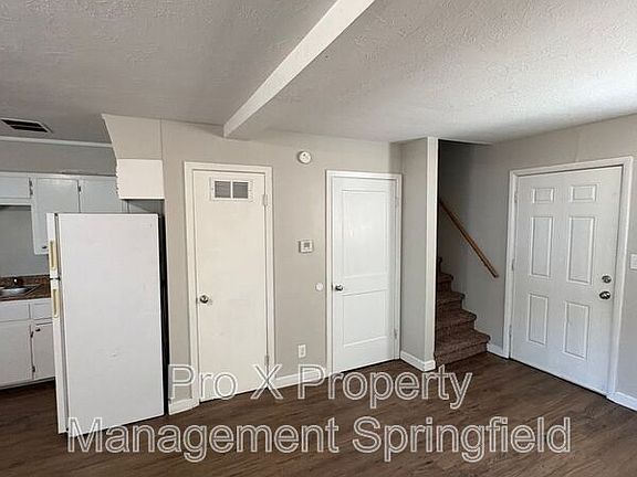 5th image of 2943 E University St #7