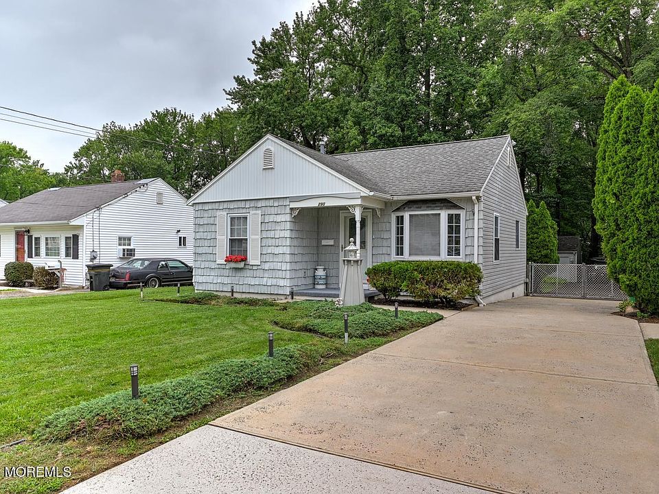 1st image of 290 W Prospect Avenue