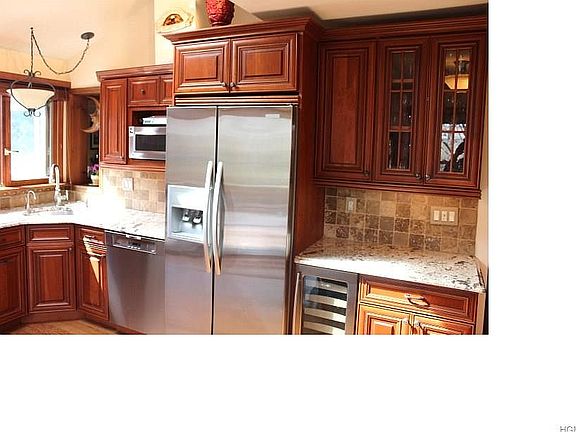4th image of 181 Ehrhardt Rd