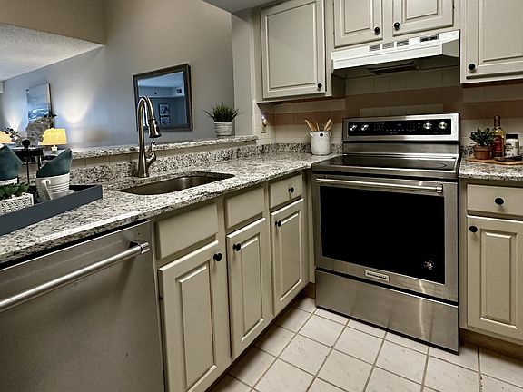 2nd image of 1704 N Park Dr #A114