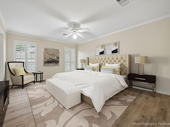 4th image of 701 Bering Dr Unit 1701