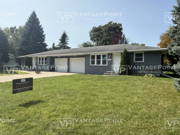 2064 Marlee Ln, Green Bay, WI 54304