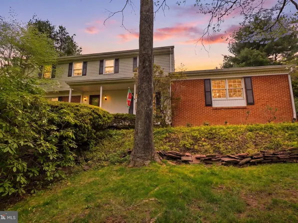 59 Lochatong Rd, Ewing, NJ 08628