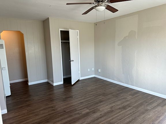 2nd image of 2176 Thomas Ave #2