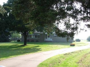 1080 Spring Bay Rd, East Peoria, IL 61611