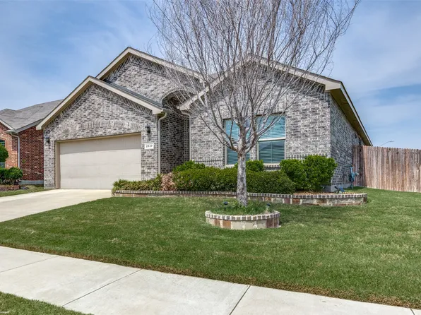 2537 Red Draw Rd, Fort Worth, TX 76177