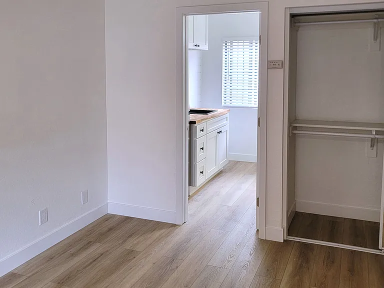 5122 Dunbar Dr #2 — Photo 10