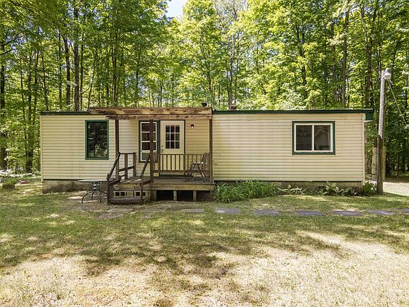 3rd image of 4501 Oslund Rd