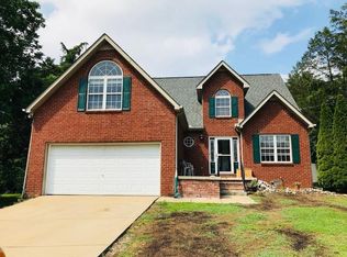 1587 Laurel Ledge Dr, La Vergne, TN 37086