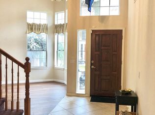 1077 Felicidad Dr, Fallbrook, CA 92028