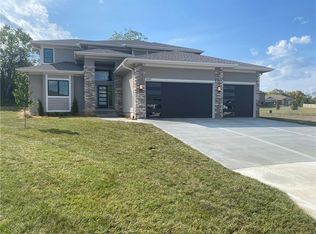 9305 SW Leviathan Ct, Blue Springs, MO 64064